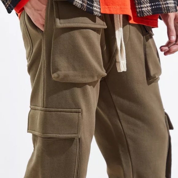 Standard Cloth Green Cargo Sweatpants - Picture 5 of 6